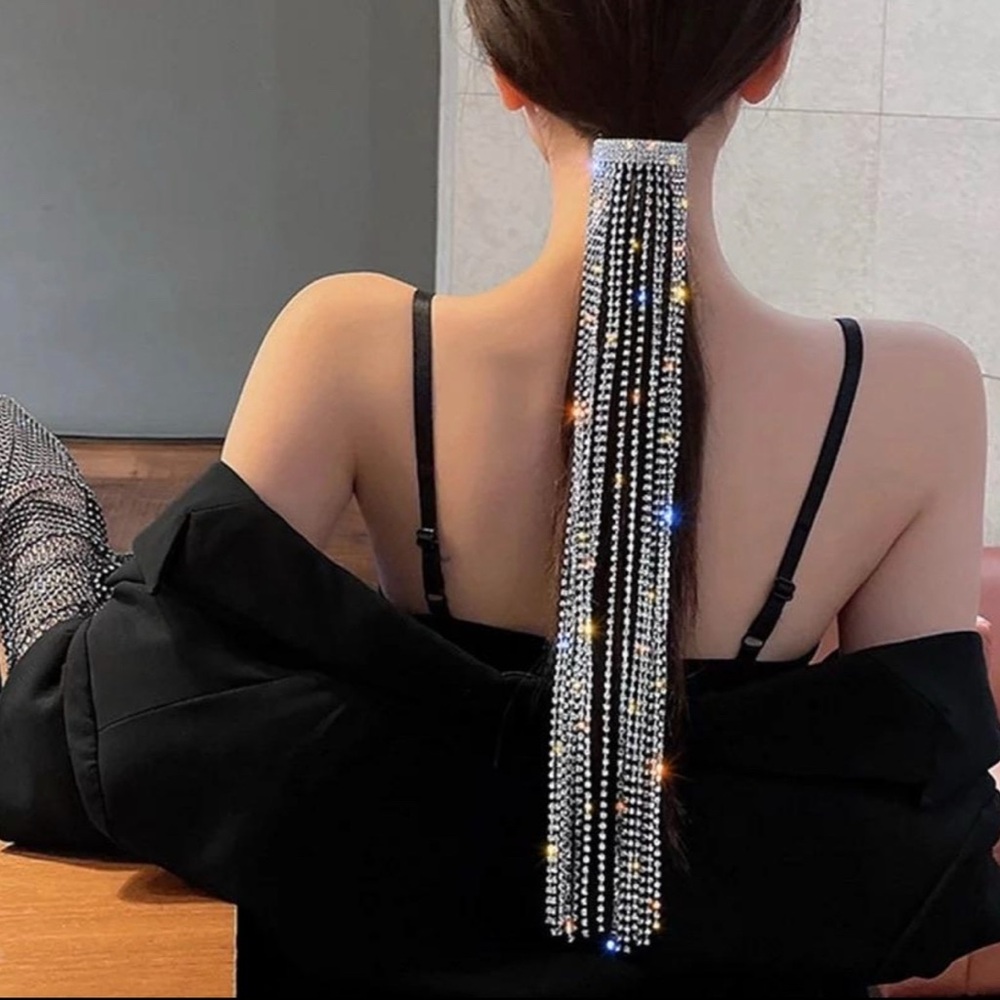 Elegant Silver Hair Accessory